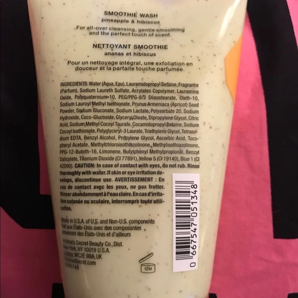 Victoria’s Secret smoothie scrub - Picture 2 of 2